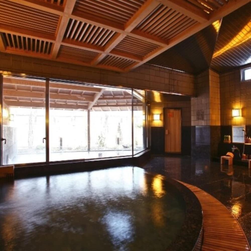 定山溪山亭俱乐部酒店 传统日式旅馆 4*