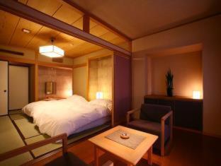 传统日式旅馆 定山溪山亭俱乐部酒店